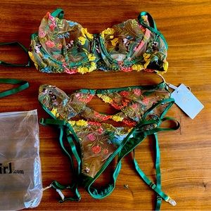 Hello LA Girl Green Floral 3 Pc Lingerie Set NWT Sz M